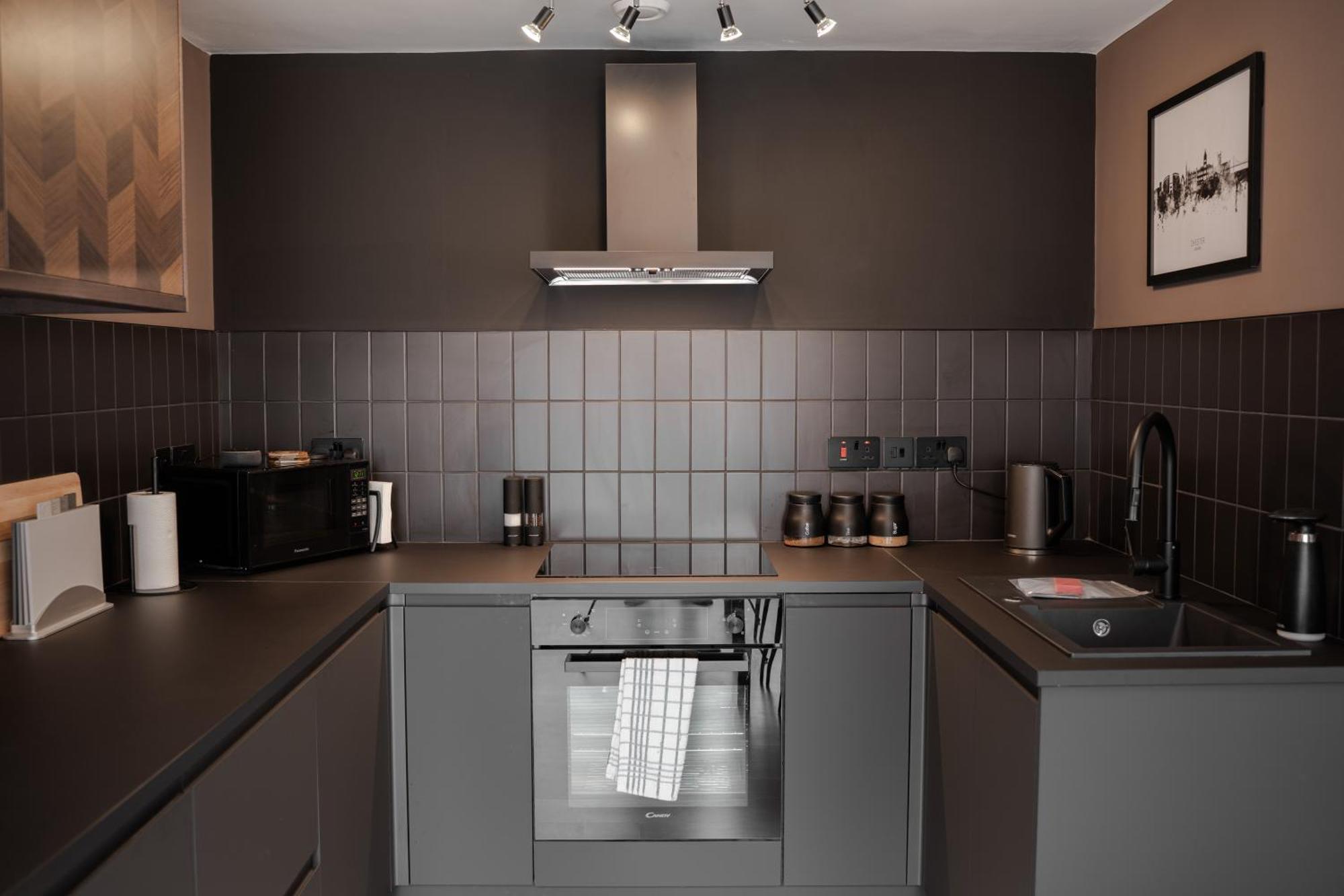 Stylish & Recently Refurbished Chester Apartment - Up To 6 Екстер'єр фото
