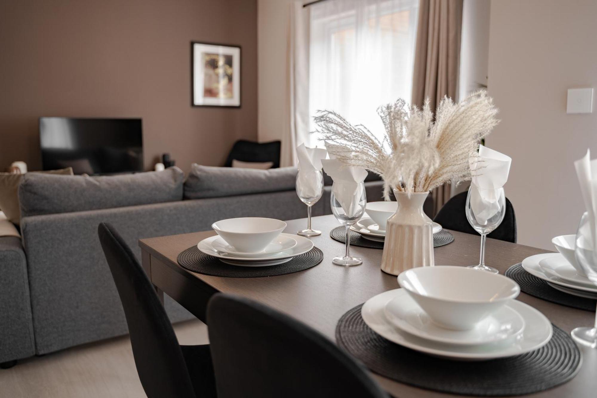 Stylish & Recently Refurbished Chester Apartment - Up To 6 Екстер'єр фото