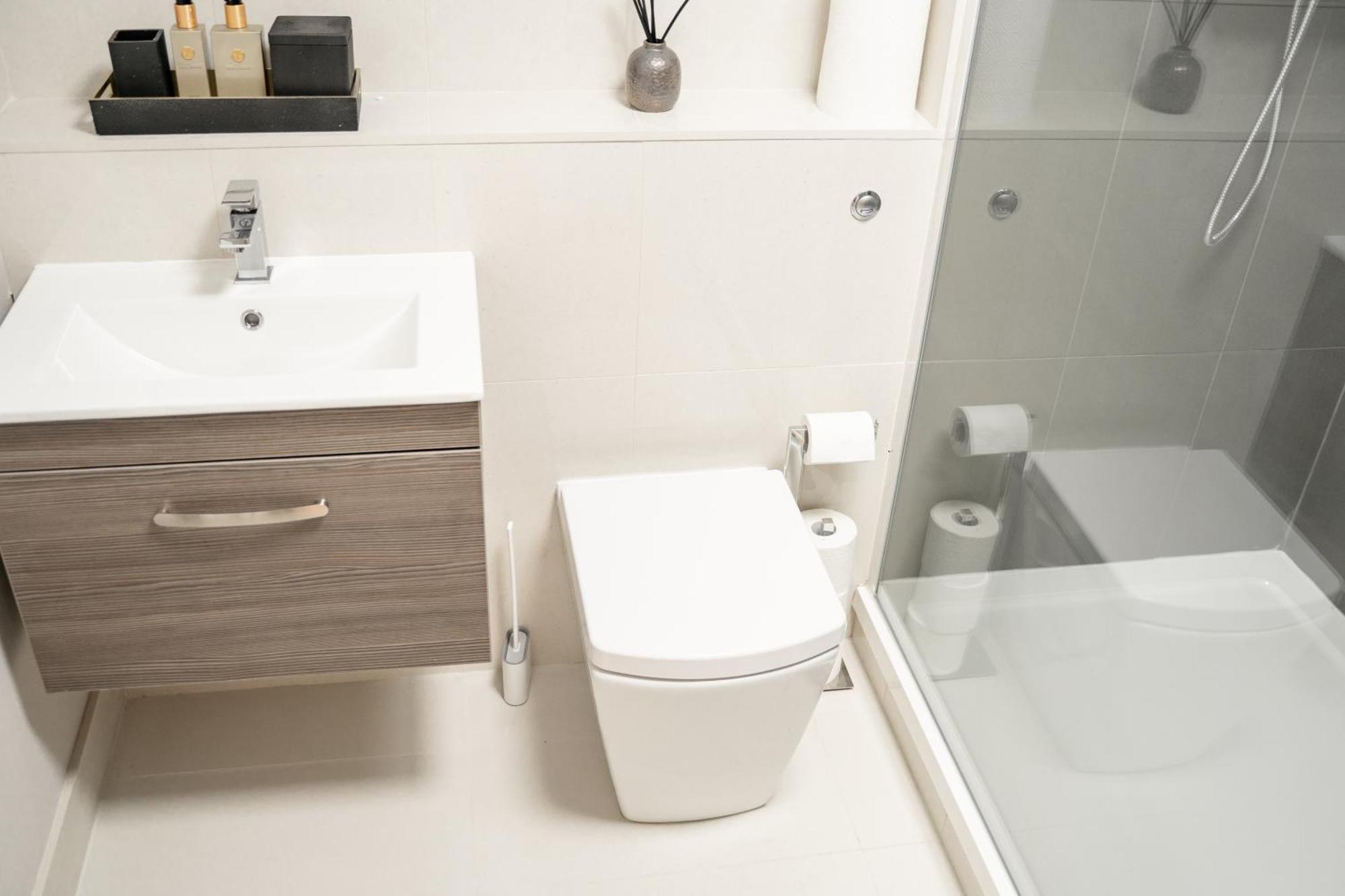 Stylish & Recently Refurbished Chester Apartment - Up To 6 Екстер'єр фото