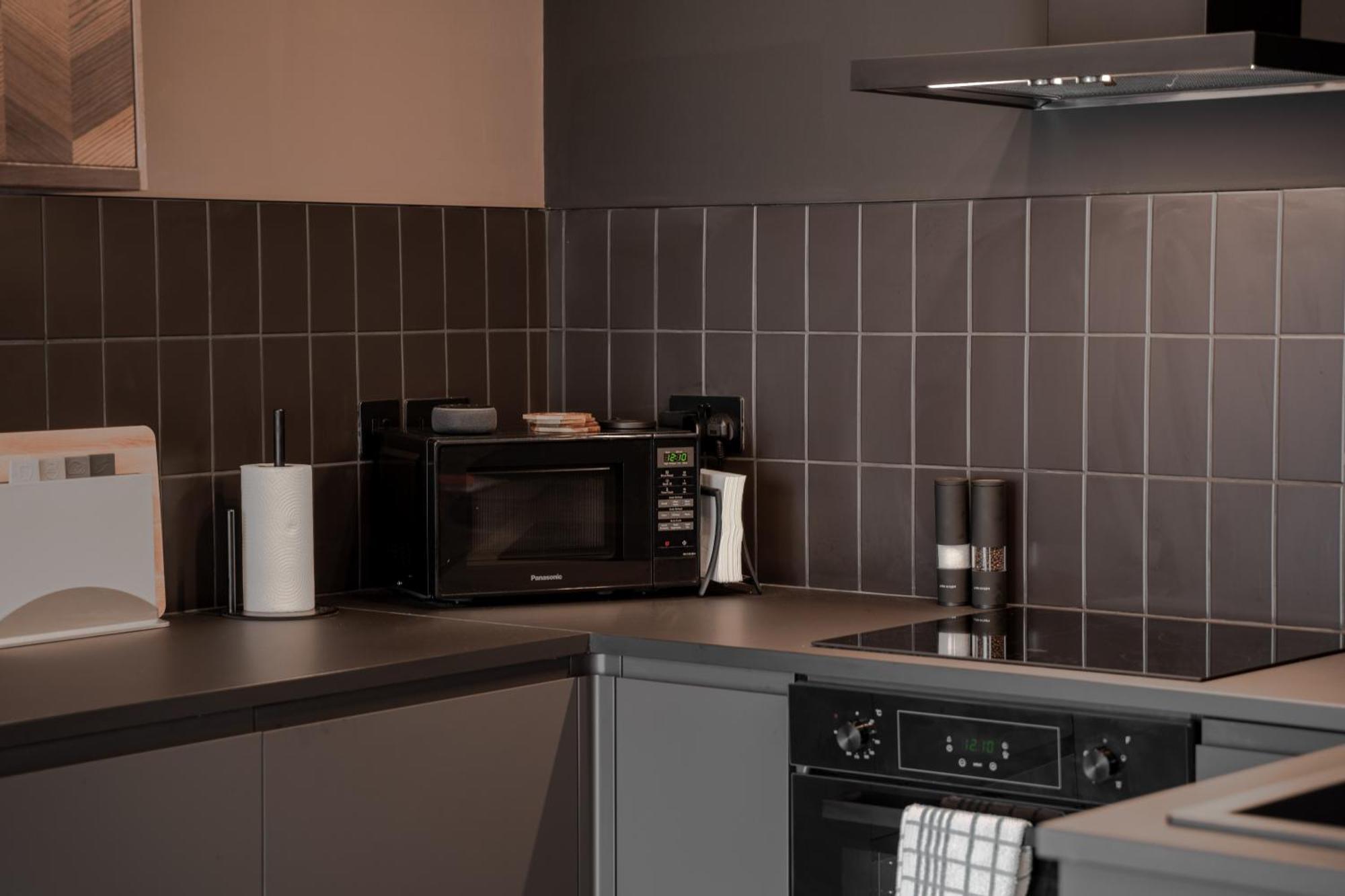 Stylish & Recently Refurbished Chester Apartment - Up To 6 Екстер'єр фото